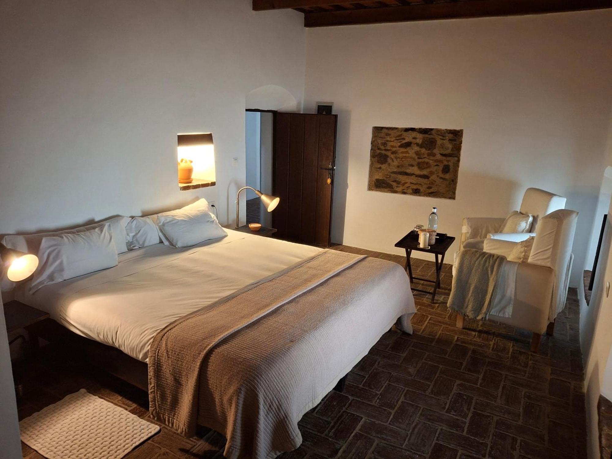 Hospederia Convento De La Parra, 06176 (Adults Only) Hotel La Parra  Bagian luar foto