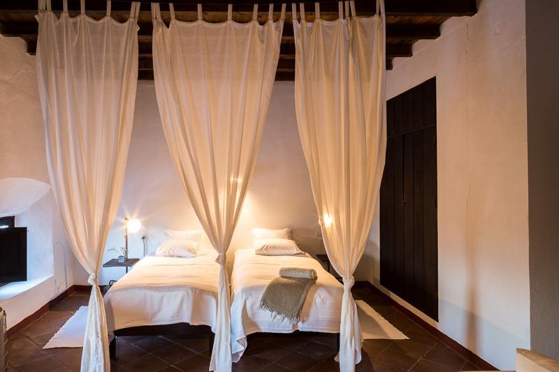 Hospederia Convento De La Parra, 06176 (Adults Only) Hotel La Parra  Bagian luar foto