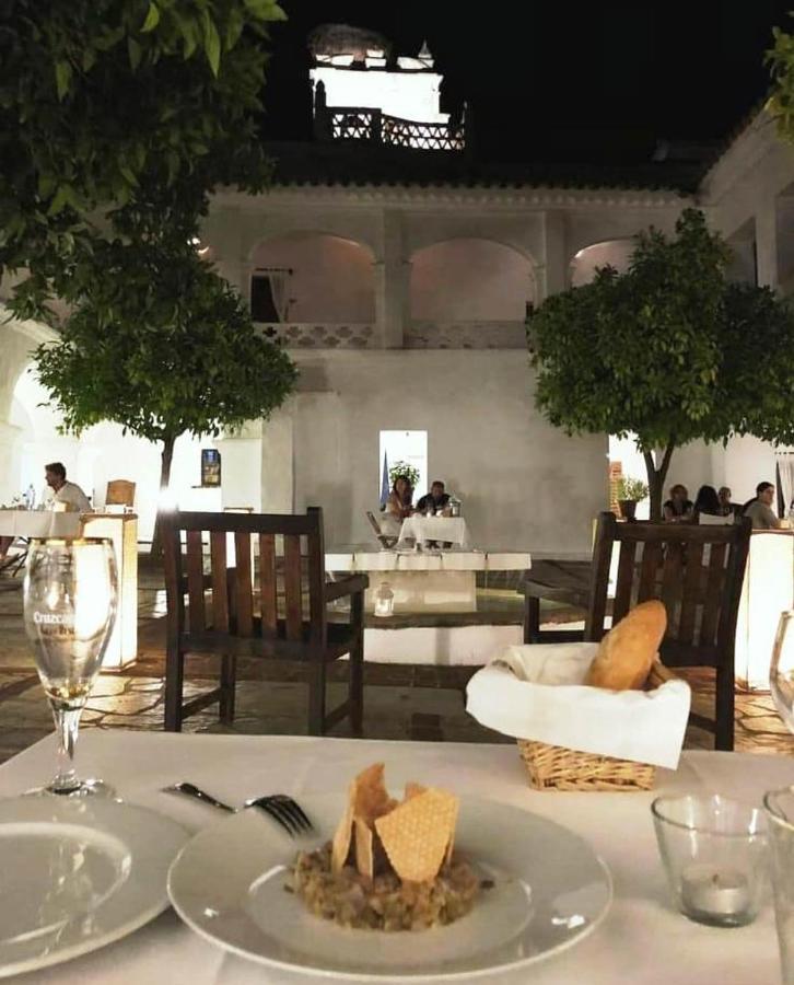 Hospederia Convento De La Parra, 06176 (Adults Only) Hotel La Parra  Bagian luar foto
